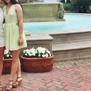 Willy jays, lime dress with white eyelet